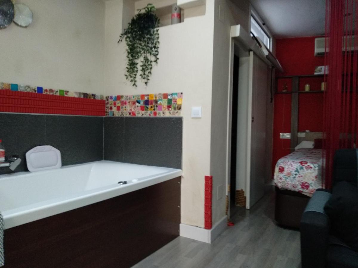 Loft "Coqueto" Rojo Apartamento Ubrique Exterior foto