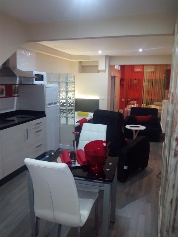 Loft "Coqueto" Rojo Apartamento Ubrique Exterior foto
