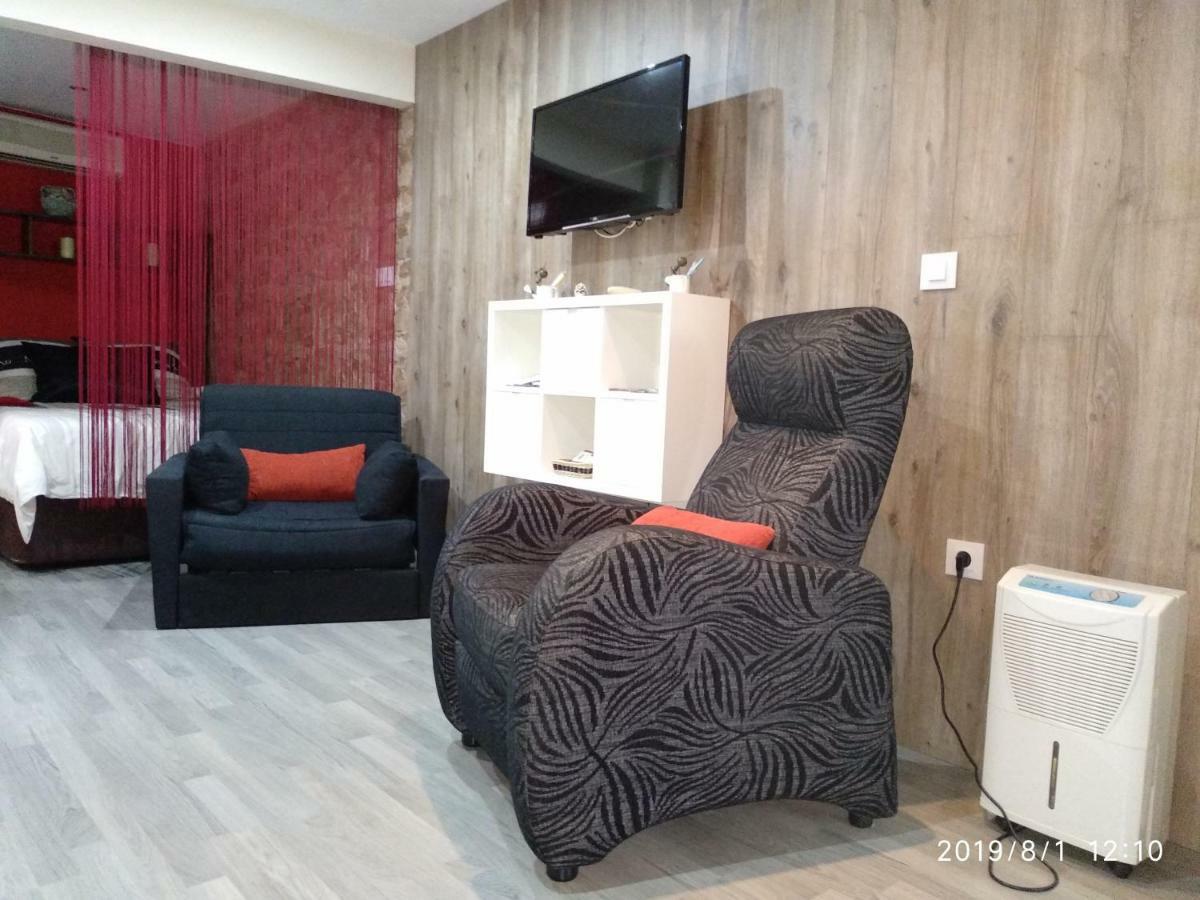 Loft "Coqueto" Rojo Apartamento Ubrique Exterior foto